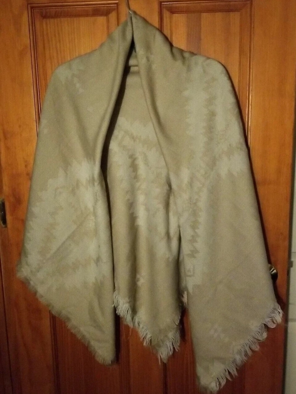 Garage Cream Fringe Wrap